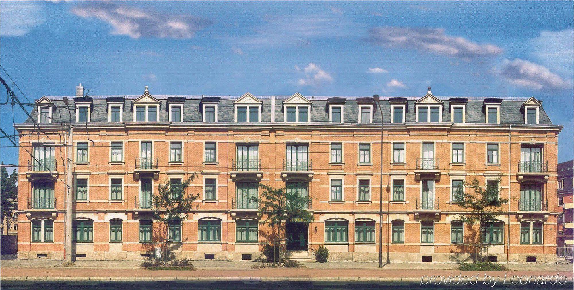 Amadeus Neustadt 3*