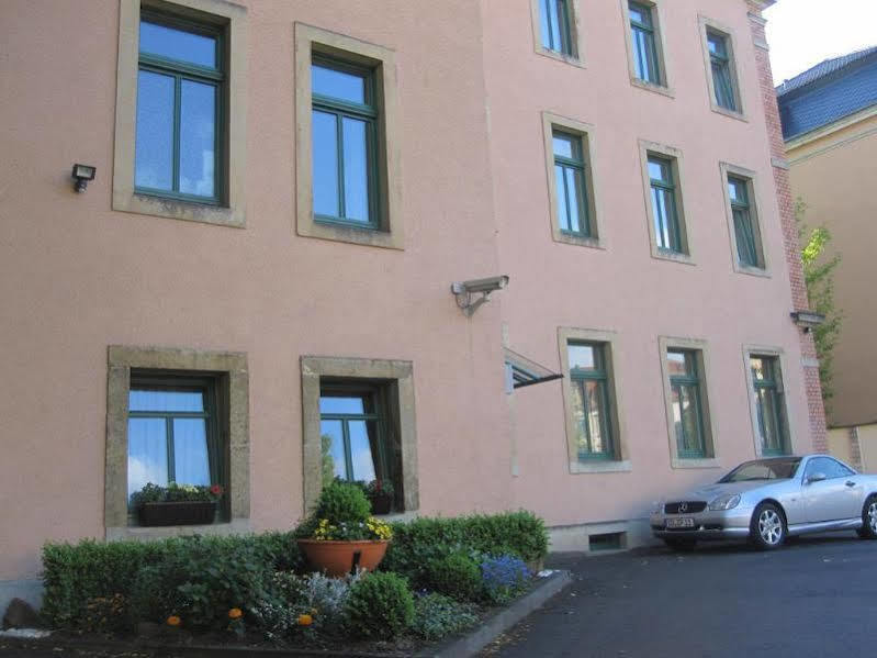 Отель Amadeus Neustadt Дрезден